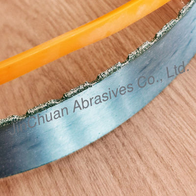 স্ট্রেট কাটা স্টিল সাবস্ট্রেট ডায়মন্ড ব্যান্ড দেখেছি